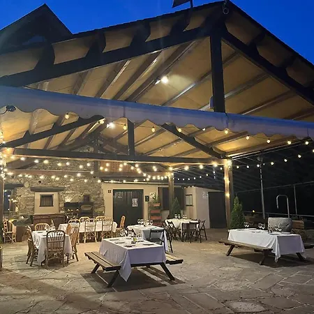 Vandrerhjem La Escuela De Lirí