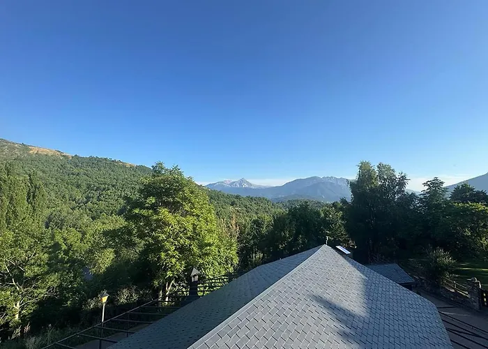 La Escuela De Hostel