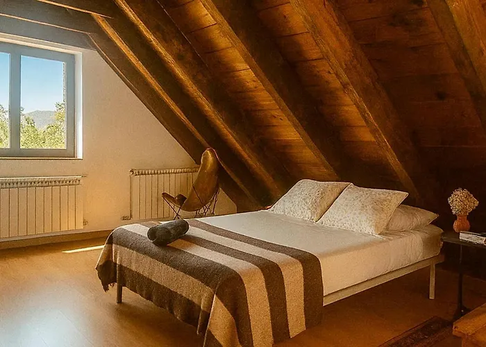 Hostel La Escuela De Lirí